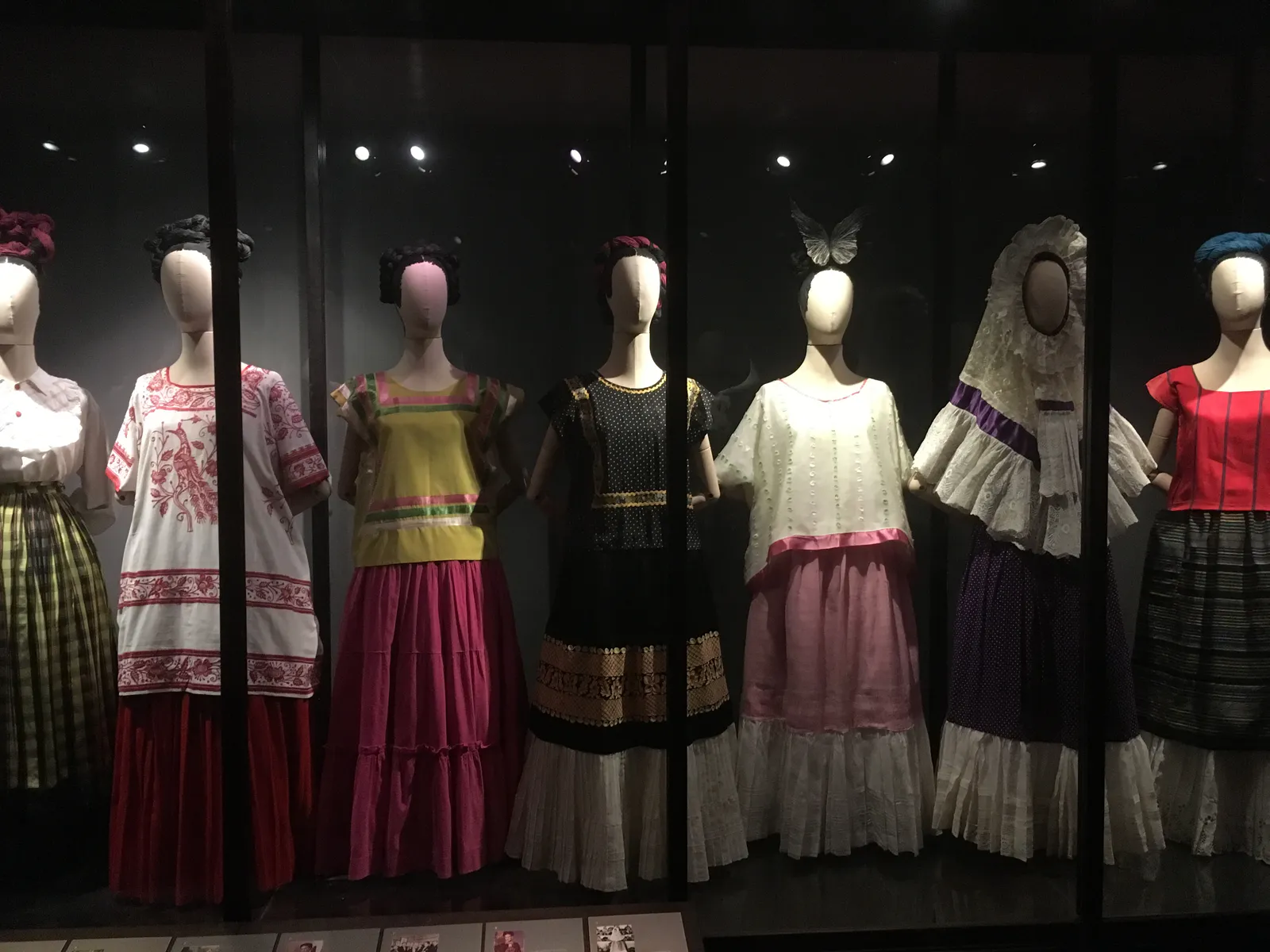 Frida Kahlo's Traditional Outfits