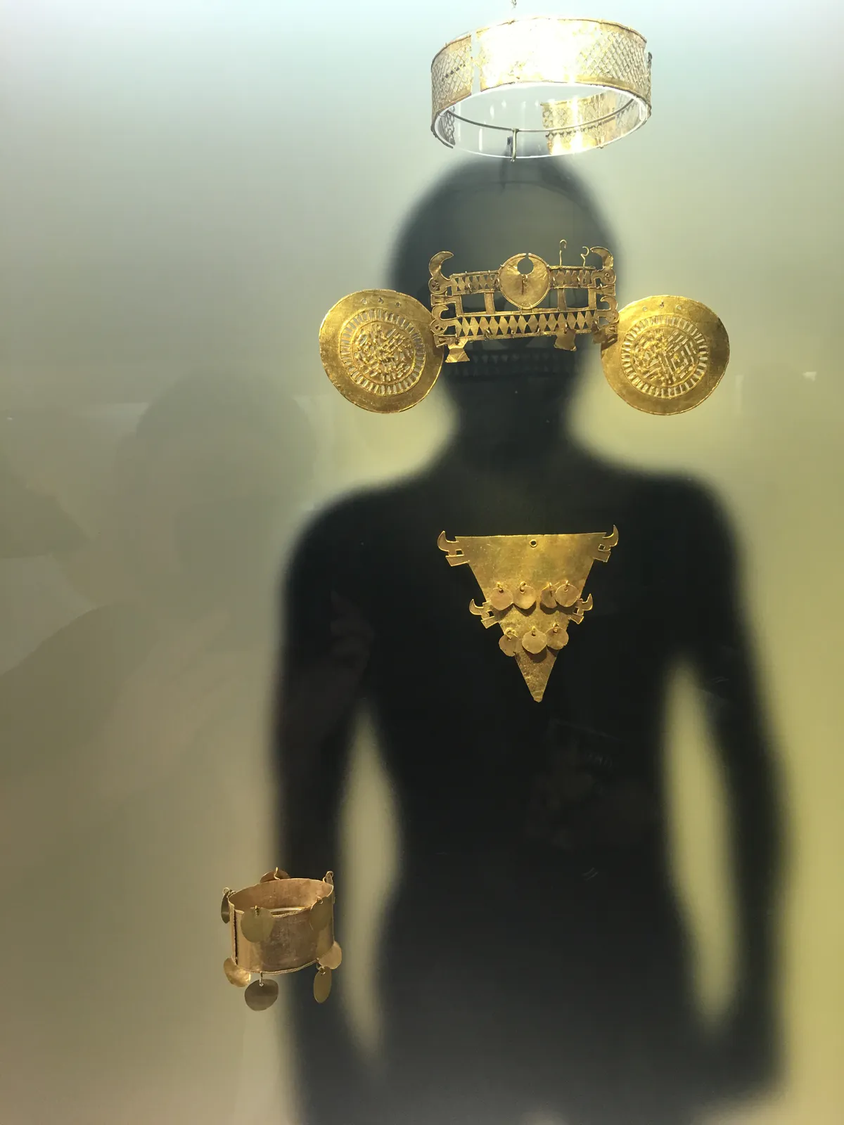 穆伊斯卡精英的葬礼饰品