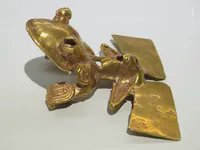 Diquís Gold Frog Pendant