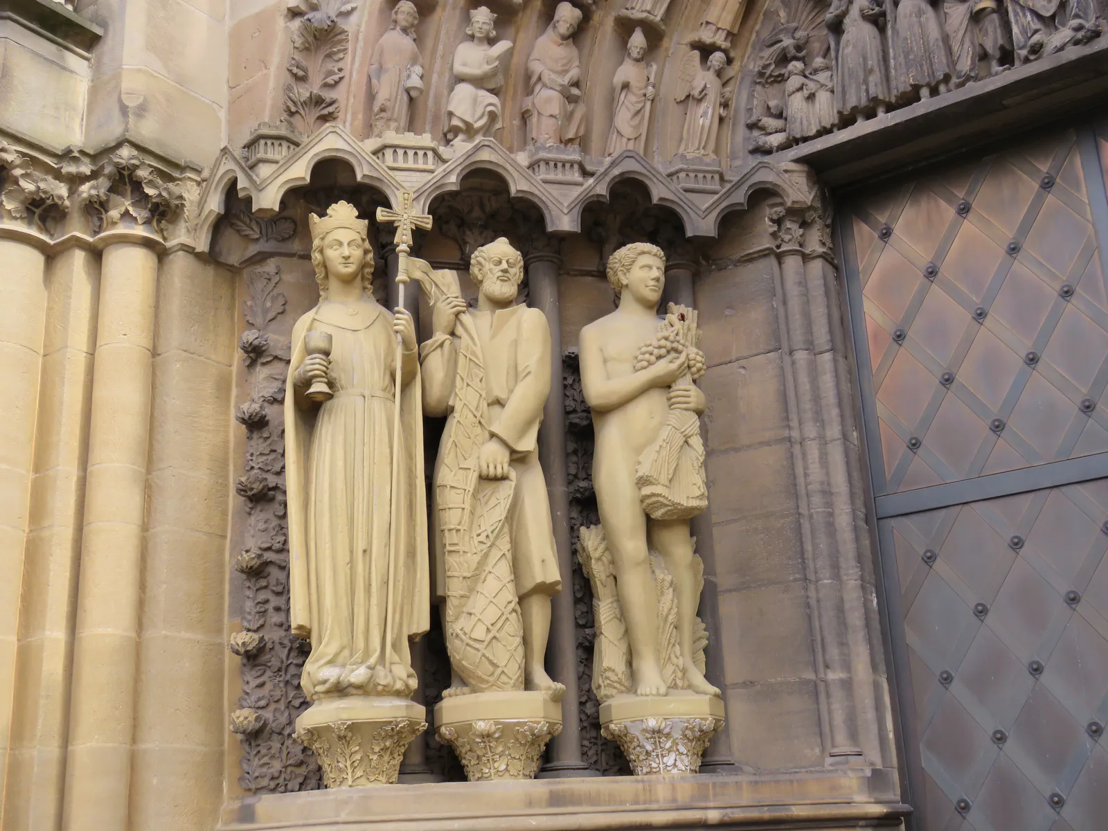 Ecclesia, São Pedro e Adão