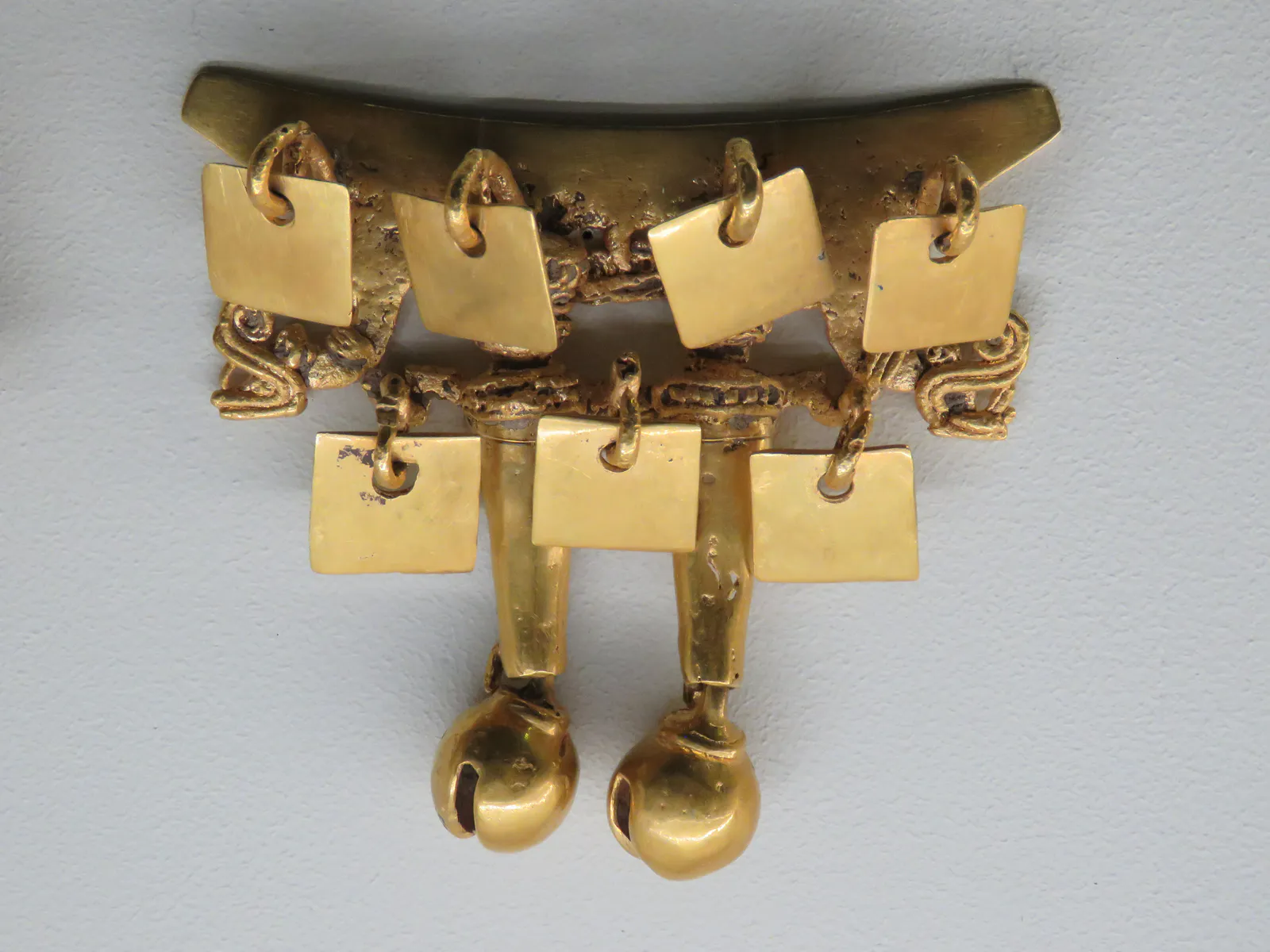 Подвеска-брязгальце из гуанина