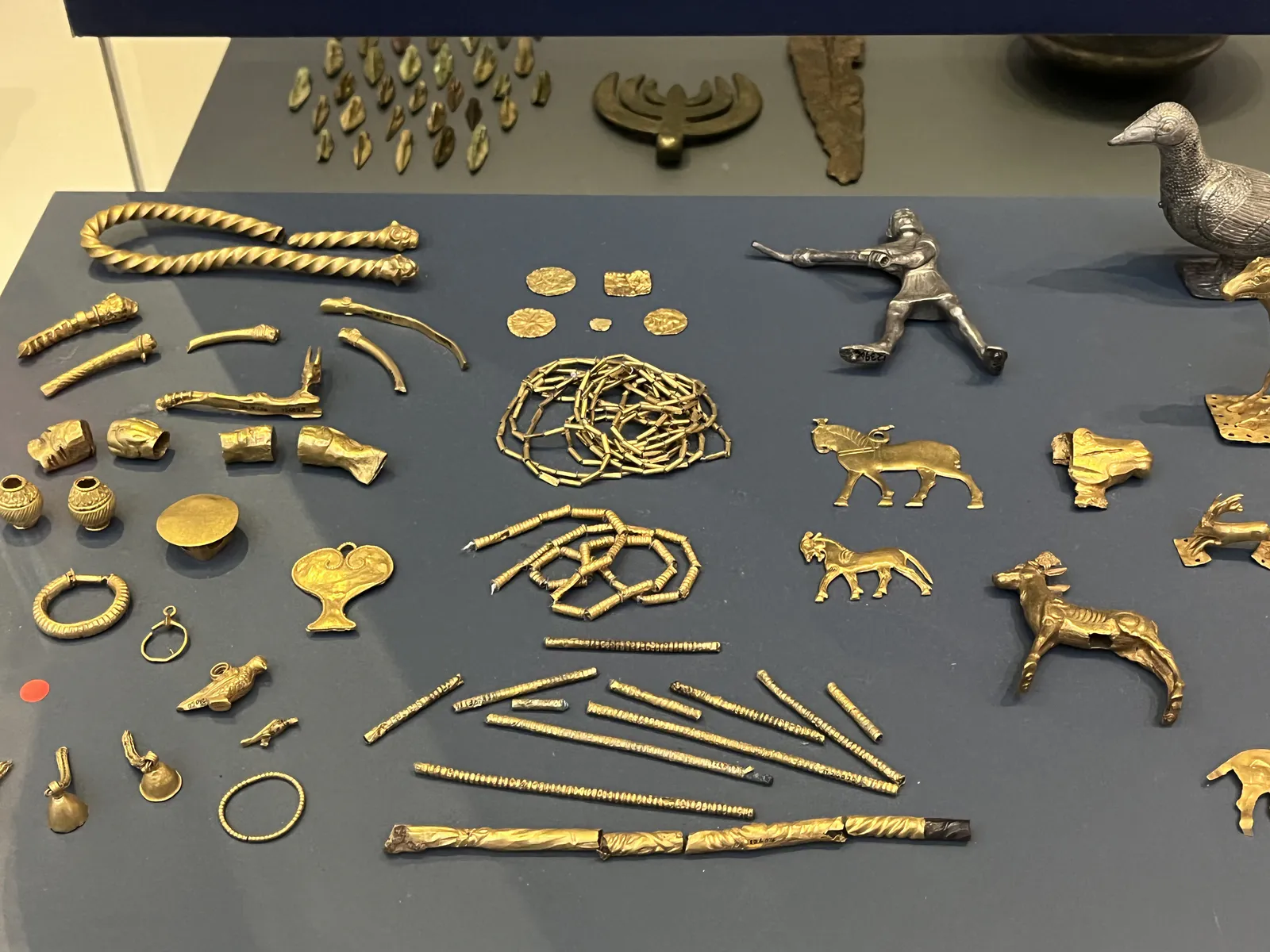 Ornements en or du trésor de l’Oxus