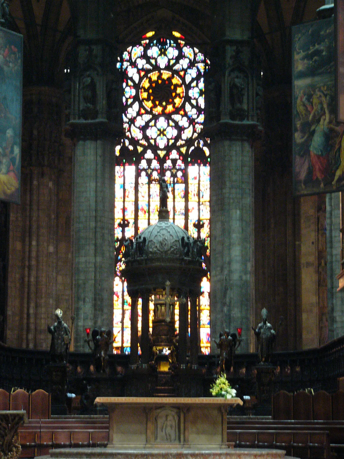 Altar-mor e Sacrário