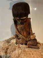 Artefactos funerarios de niño Nasca