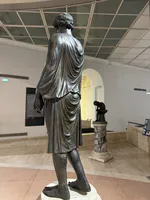 تمثال برونزي لكاميليوس