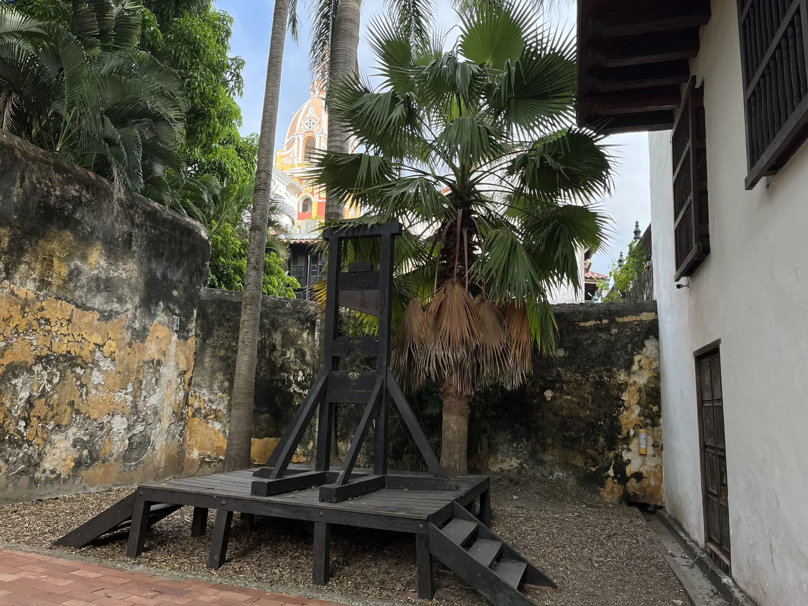 Реконструкция гильотины