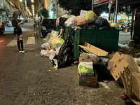 Overflowing Trash in Central Naples