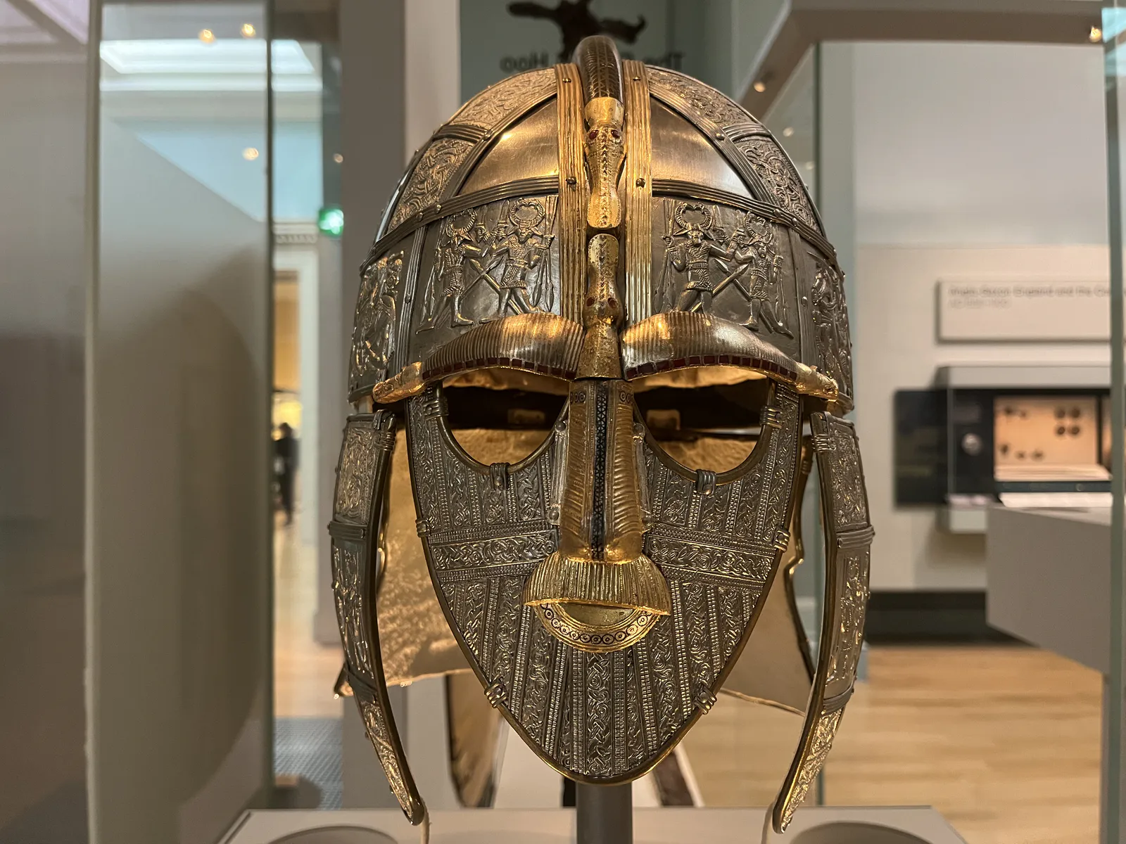 Elmo de Sutton Hoo