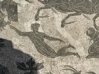 波塞冬随从中的男性游泳者