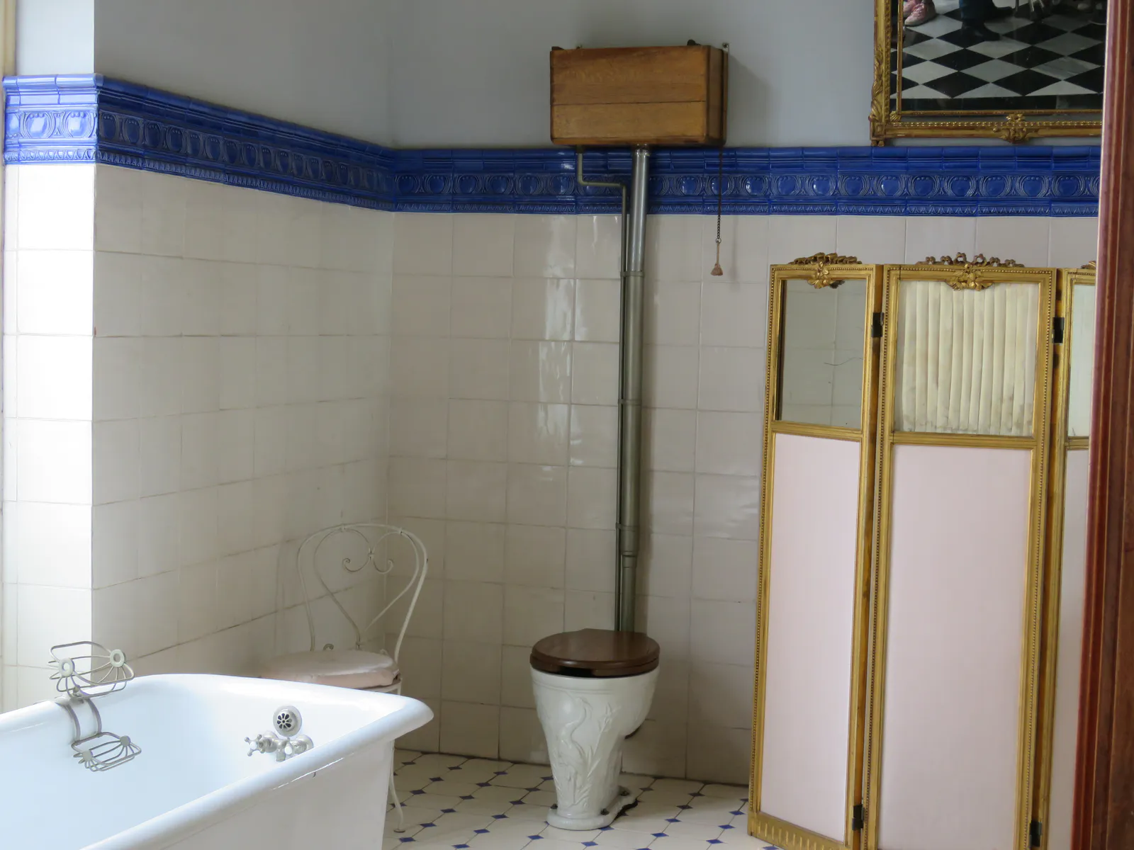 Elegant Bathroom Design