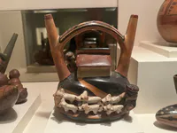 Lima Nievería Pottery with Sculptural Scene