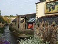 Pont-Aven Biscuit Factory and Mural