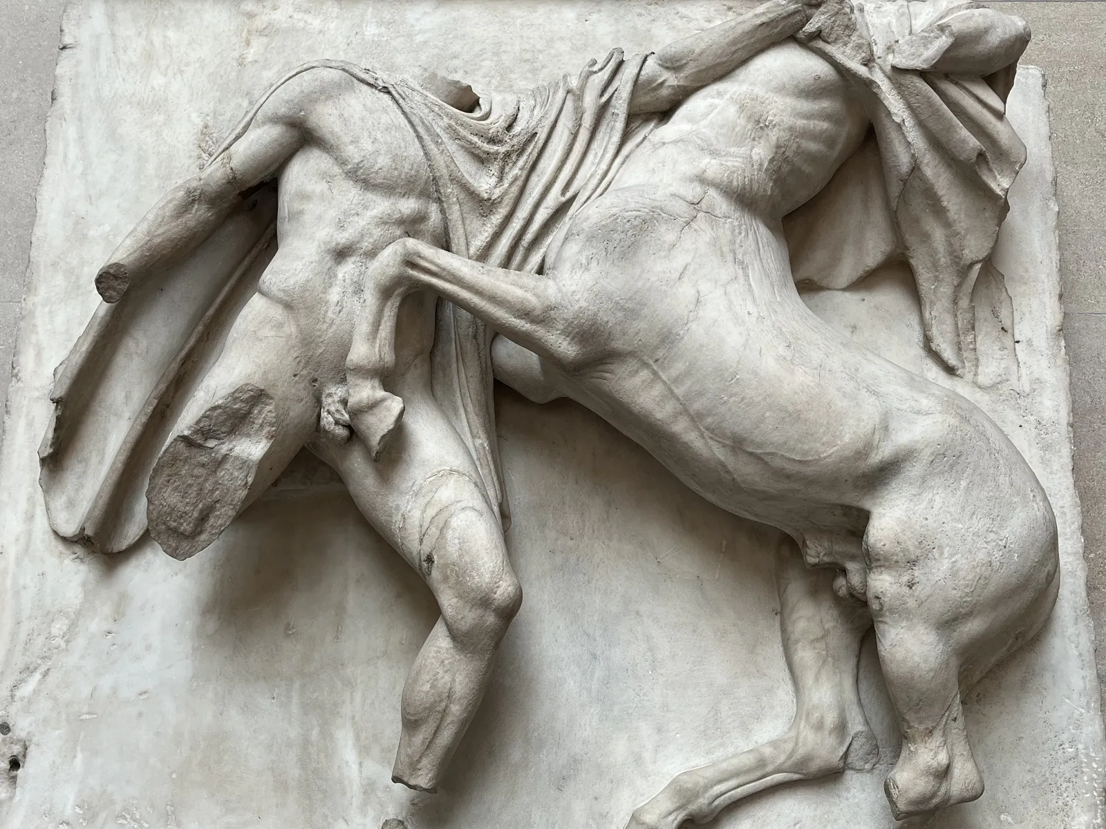 拉庇特击退半人马