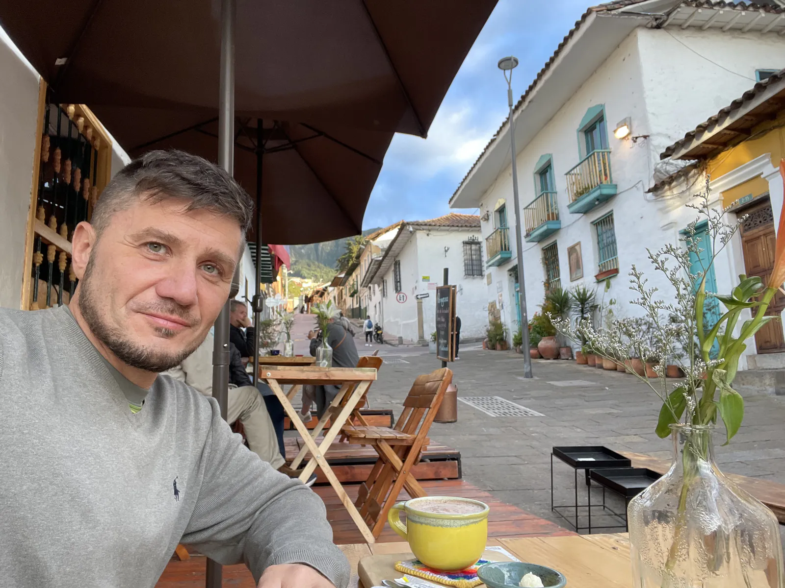 Max on the Callejón de la Perseverancia