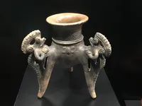Guanacaste–Nicoya Tripod Vessel with Lizards