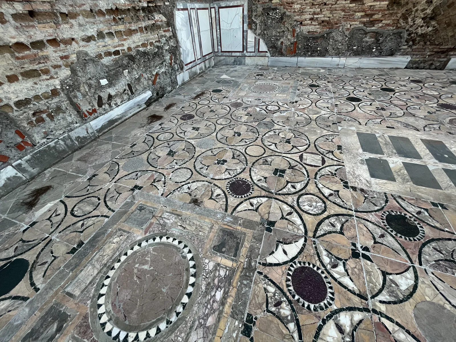 Marble Floor and Wall Revetment