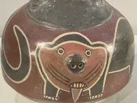 Early Nasca Otter Design Bottle